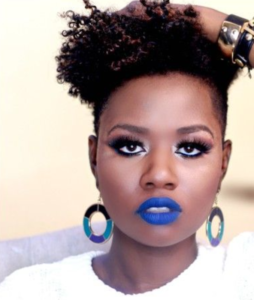 lip-bold-color-for-moms-women-3-the-chic-way-the-maria-antoinette