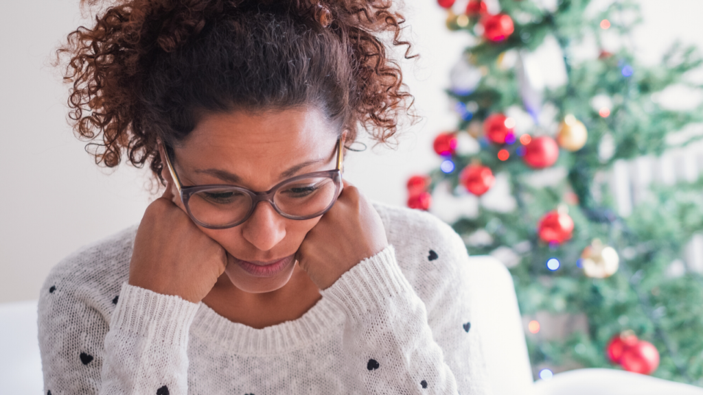 4 Reasons Why So Many People Suffer From Holiday Depression