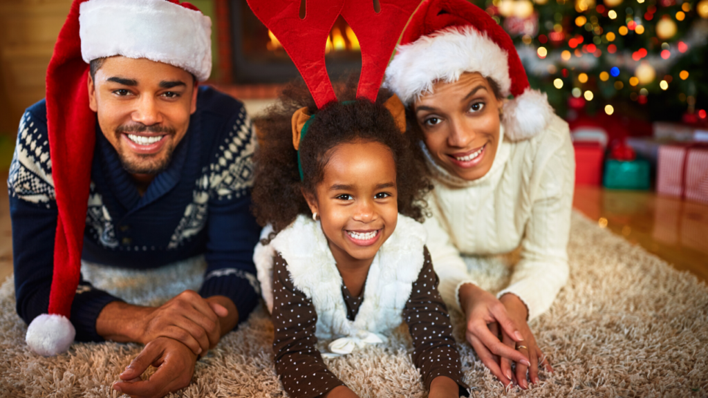 6 Holiday Traditions To Start with Your Family This Season