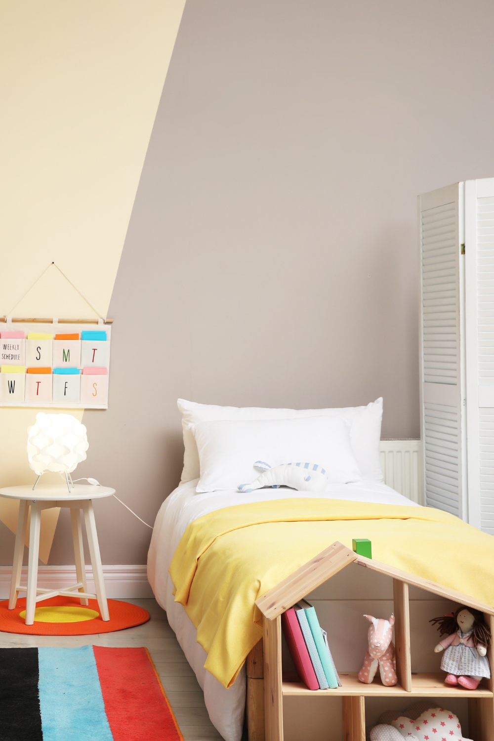 Top 10 Things Your Bedroom Needs - Dengarden