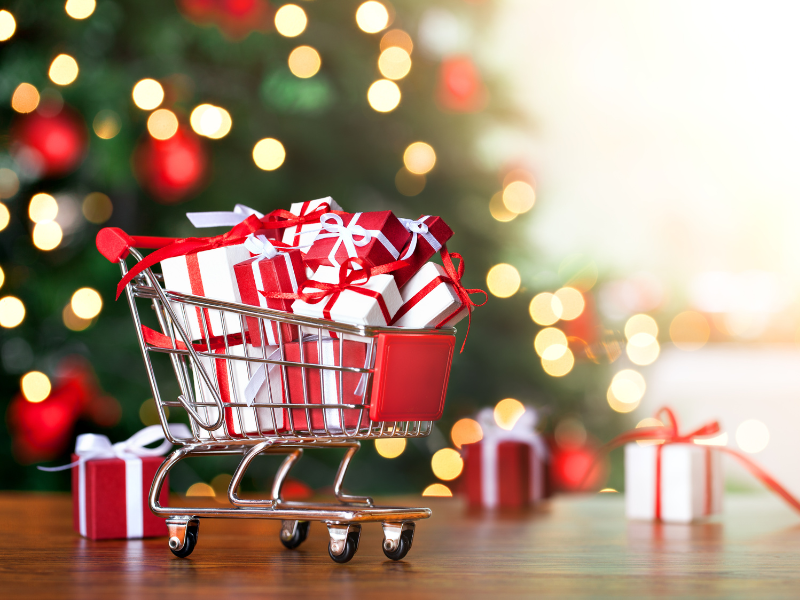 Tips for Staying on Budget While Shopping This Christmas Season